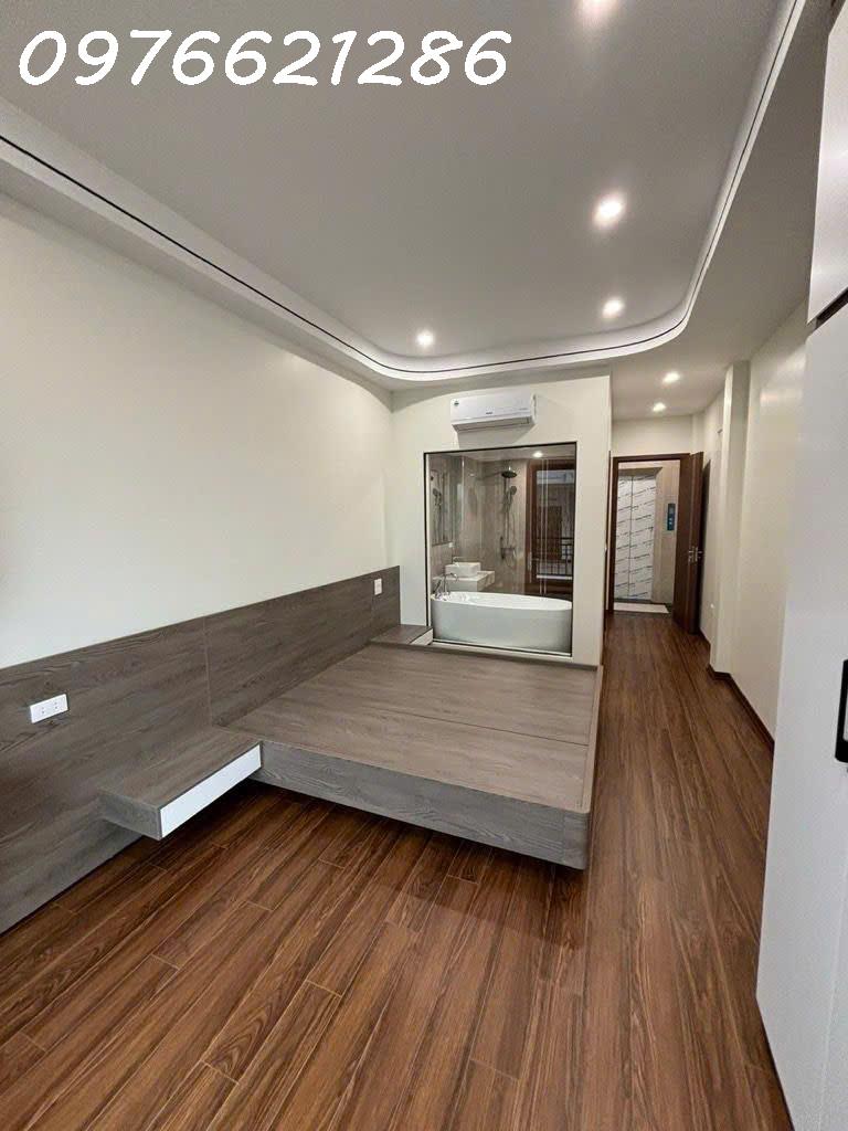 BÁN NHÀ THƯỢNG THANH – 6 TẦNG THANG MÁY – Ô TÔ 7 CHỖ VÀO NHÀ – GARA RỘNG – GIÁ 11 TỶ 2