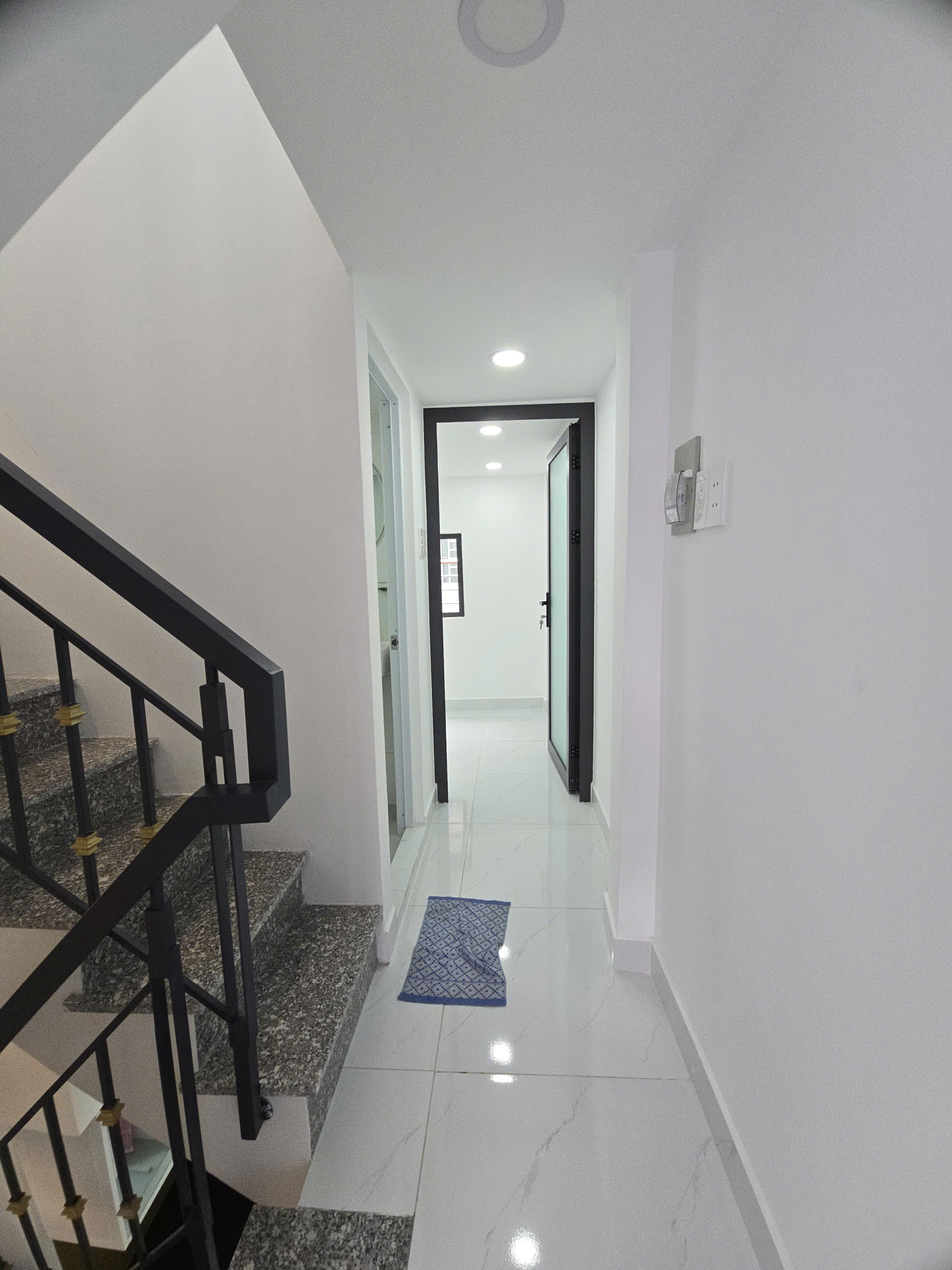 GIÁP CHỢ BÌNH LONG DTSD 50M2 3 TẦNG SHR CHỈ 2.65 TỶ 6