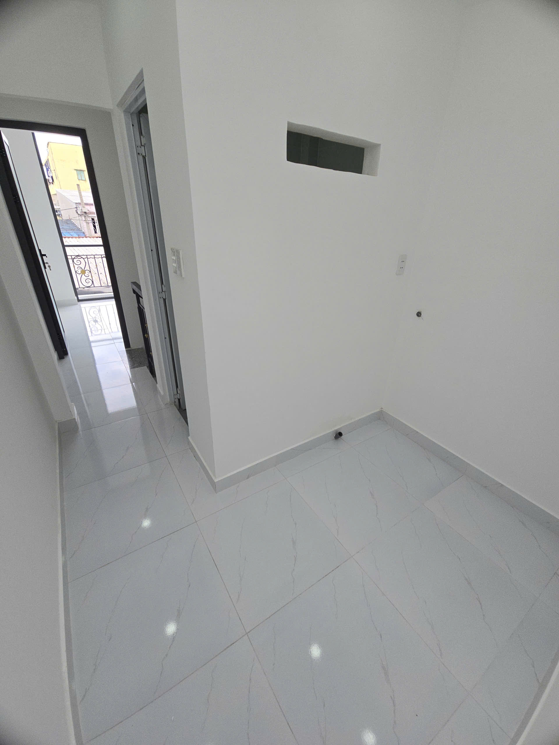 GIÁP CHỢ BÌNH LONG DTSD 50M2 3 TẦNG SHR CHỈ 2.65 TỶ 13