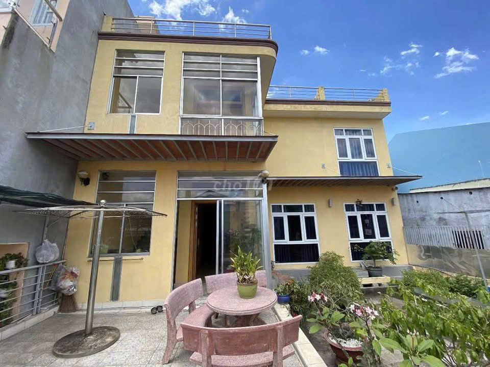 Cần bán Nhà mặt tiền Phường Phước Long B, Quận 9, Diện tích 263m², Giá 018 Tỷ 5