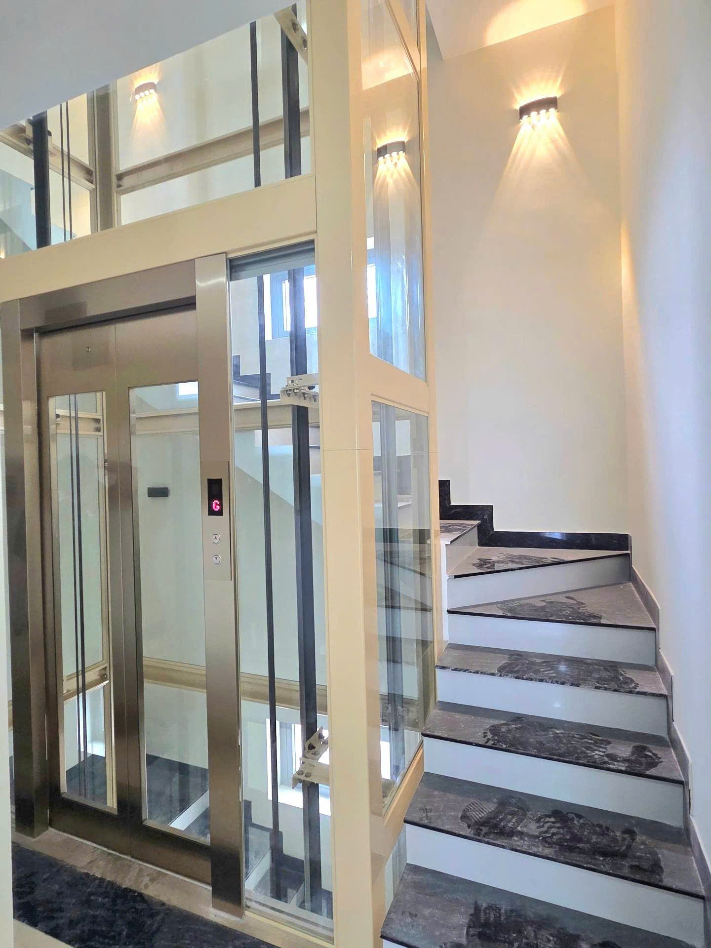 CHỦ BÁN GẤP - NHÀ MẶT TIỀN 5 LẦU ĐƯỜNG SỐ SẦM UẤT NHẤT LINH TÂY - THỦ ĐỨC 3