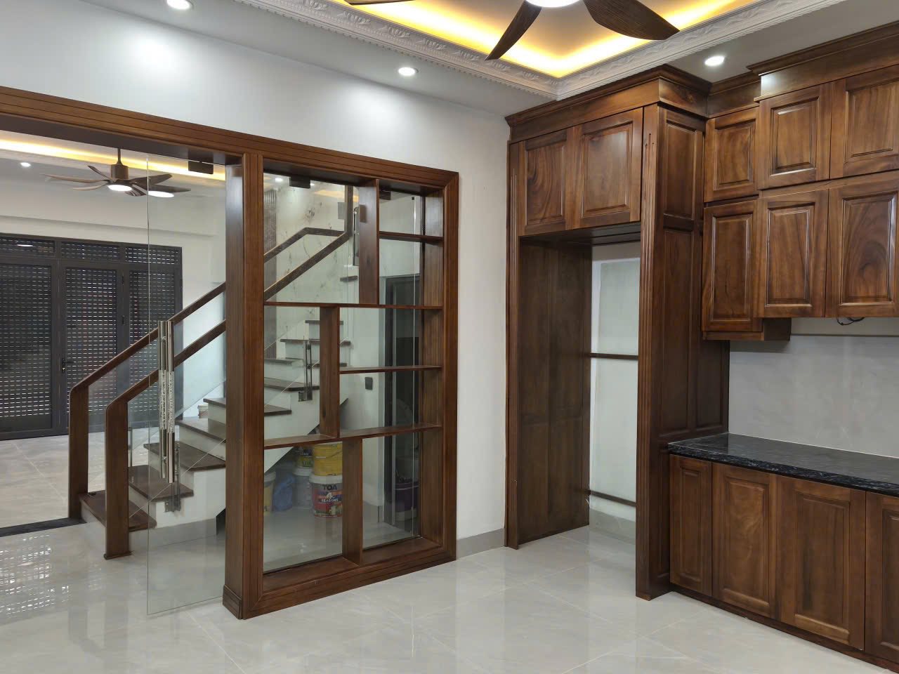 Bán căn nhà 4 tầng mặt phố Trần Quang Diệu, ph Hải Tân, TP HD, 63.2m2, 4 ngủ, 4.5 tỷ