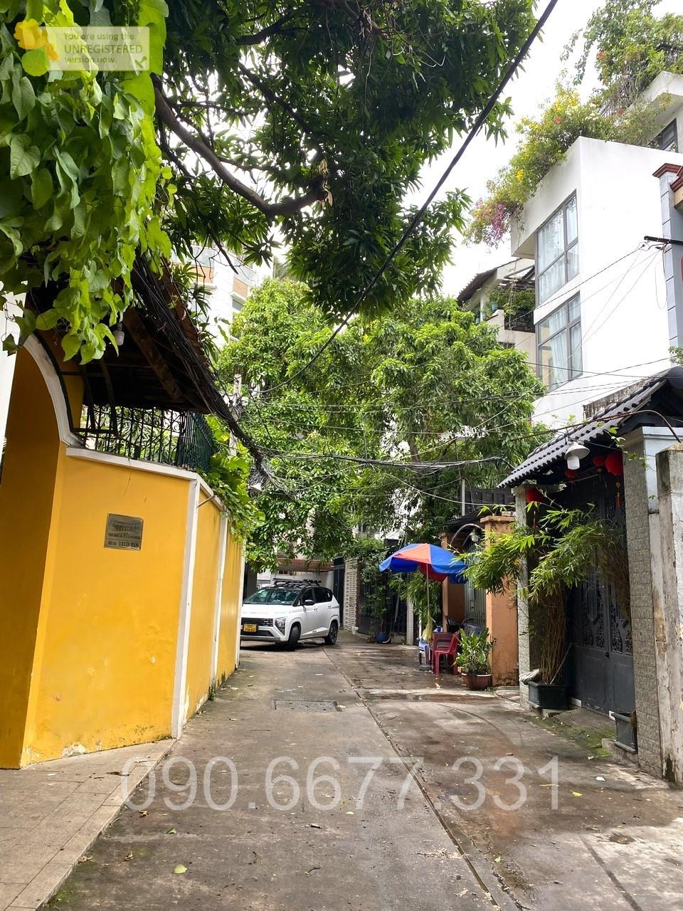 VILLA MINI GIỮA LÒNG PHÚ NHUẬN - HẺM SANG XE HƠI 7 CHỖ VÀO NHÀ 80M2 VUÔNG VỨC - NHÀ ĐẸP Ở NGAY