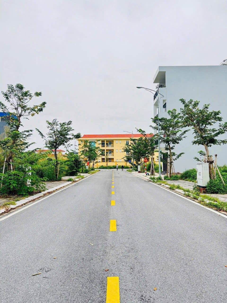 Bán lô đất mặt phố KDC Ngọc Châu Đồng Triều, ph Ngọc Châu, TP HD, 72m2, mt 4.5m, 3.x tỷ