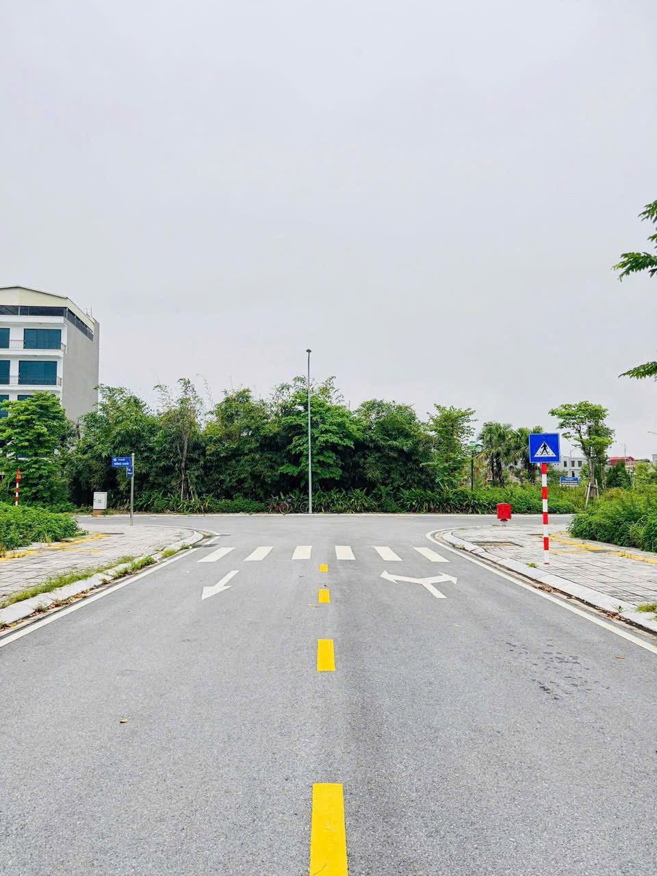 Bán lô đất mặt phố KDC Ngọc Châu Đồng Triều, ph Ngọc Châu, TP HD, 72m2, mt 4.5m, 3.x tỷ 3