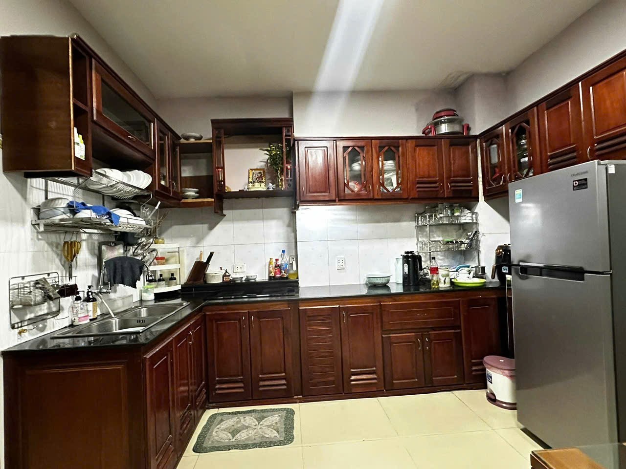 Bán nhà lô góc kiệt ô tô Nguyễn Văn Thoại Sơn Trà Đà Nẵng, DT 136m2, 4 tầng + 11 phòng trọ, giá 26 2