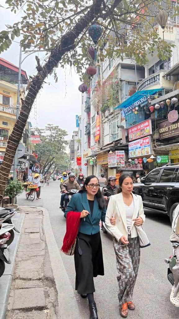 bán nhà lô góc, khu đi bộ Hoàn Kiếm, 40m x 5 tầng, kinh doanh ngày đêm 4