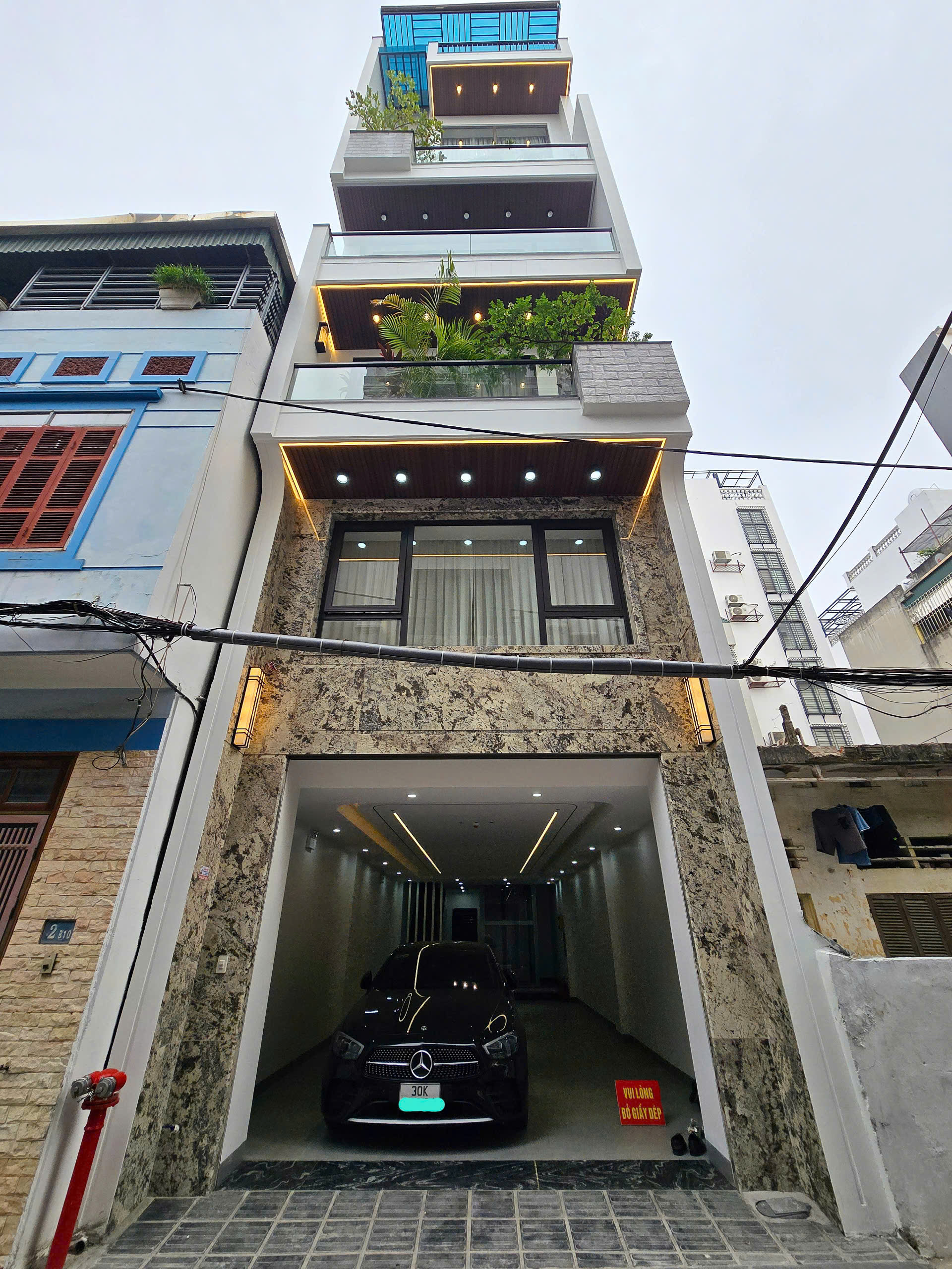 Cần bán Nhà mặt tiền Long Biên, Hà Nội, Diện tích 85m², Giá 28.9 Tỷ