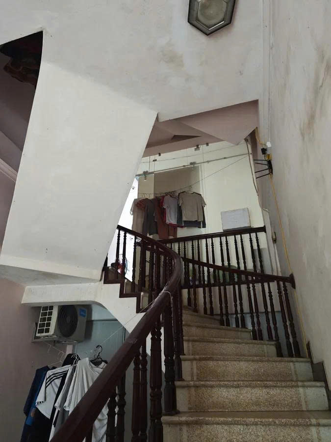 Bán gấp nhà 4 tầng mặt phố Trần Đăng Ninh, 52m2, mặt tiền 3.5m, vị trí đẹp, giá 19.2 tỷ