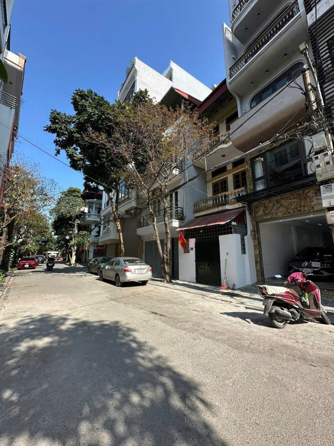 BÁN NHÀ KHU 918 PHÚC ĐỒNG - 7 TẦNG THANG MÁY - ĐƯỜNG 15M - FULL NỘI THẤT.