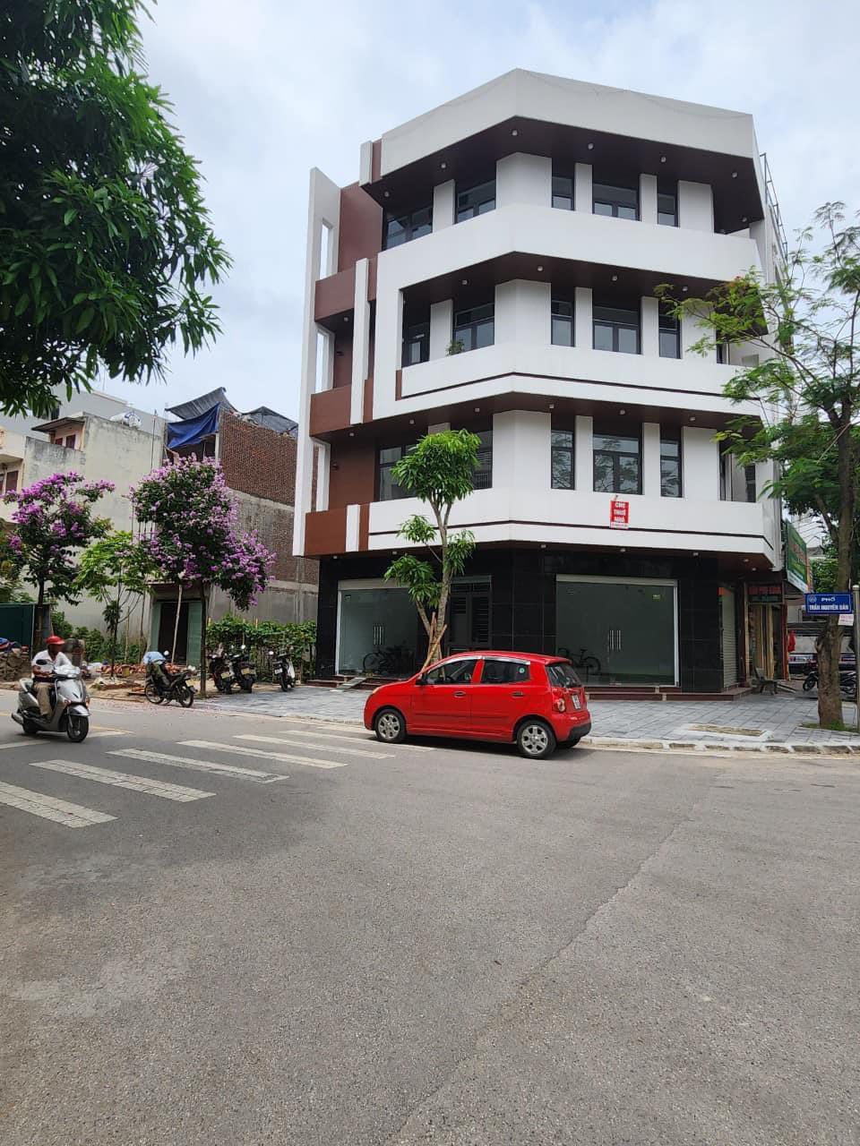 Bán lô đất mặt đường Trần Nguyên Đán, ph Thanh Bình, TP HD, 80m2, mt 4m, đường 17.5m 2