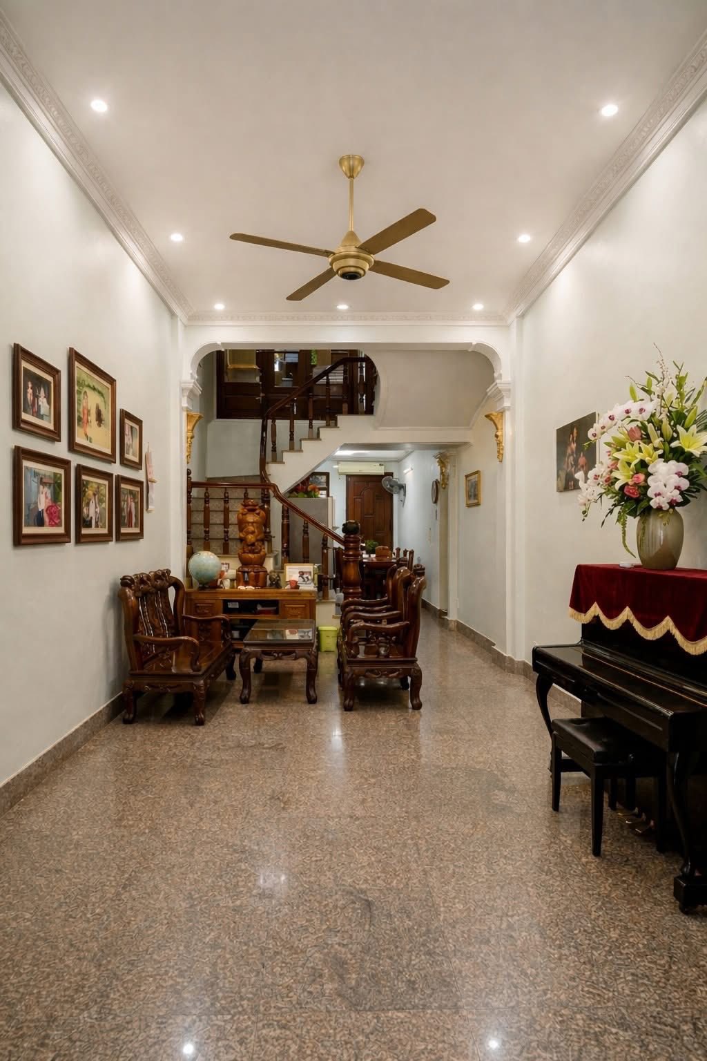 Bán nhà mặt phố khu Đông Nam Cường, TP Hải Dương, 70m2, mt 4m, 4 ngủ khép kín, 5.8 tỷ 2