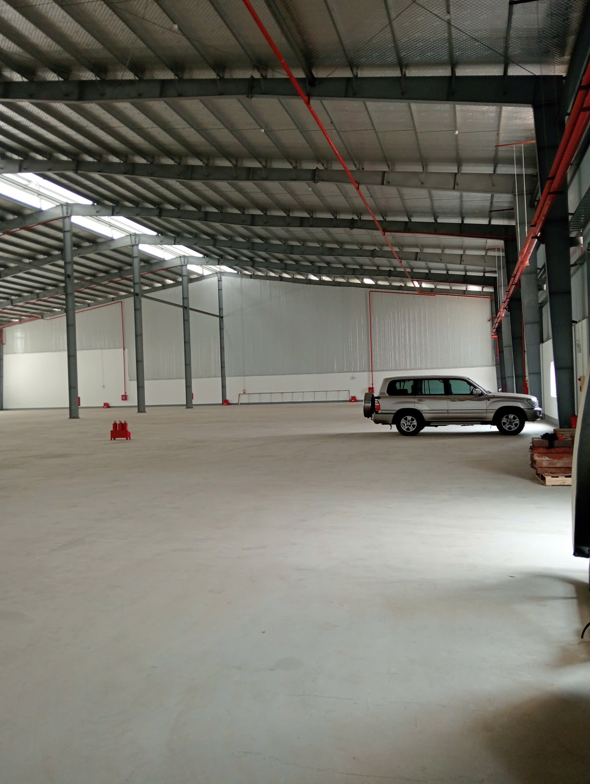 Cần bán Kho - Nhà xưởng đường Cao tốc Thăng Long Nội Bài, Thị trấn Quang Minh, Diện tích 6000m²