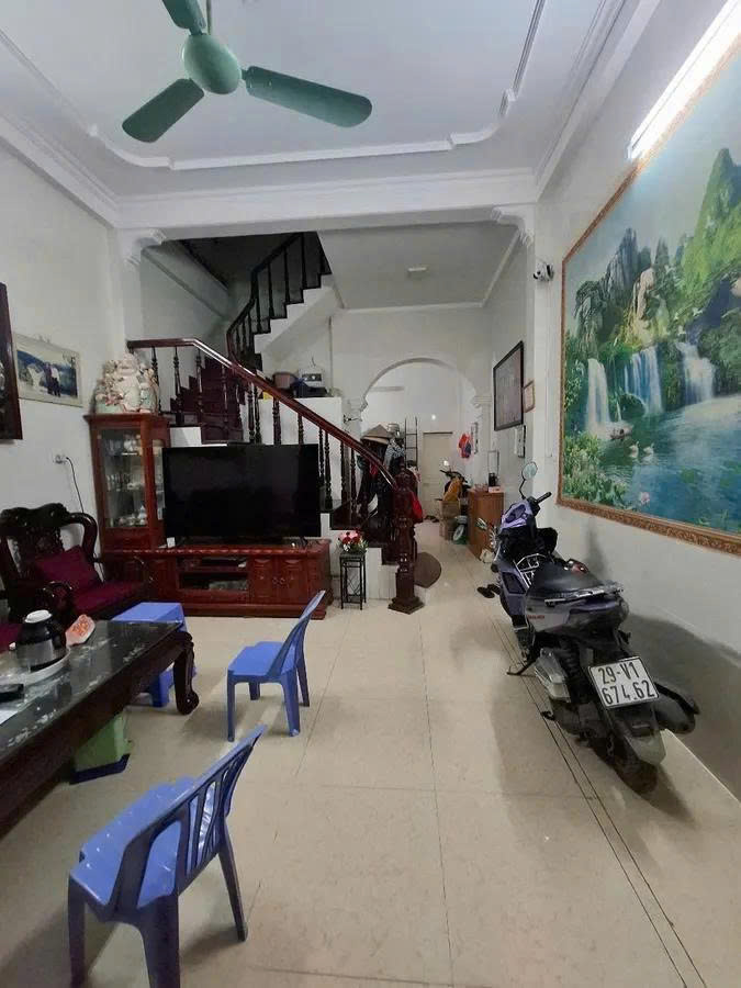 Cần bán Nhà mặt tiền đường Yên Bình, Phường Phúc La, Diện tích 45m², Giá 14.4 Tỷ