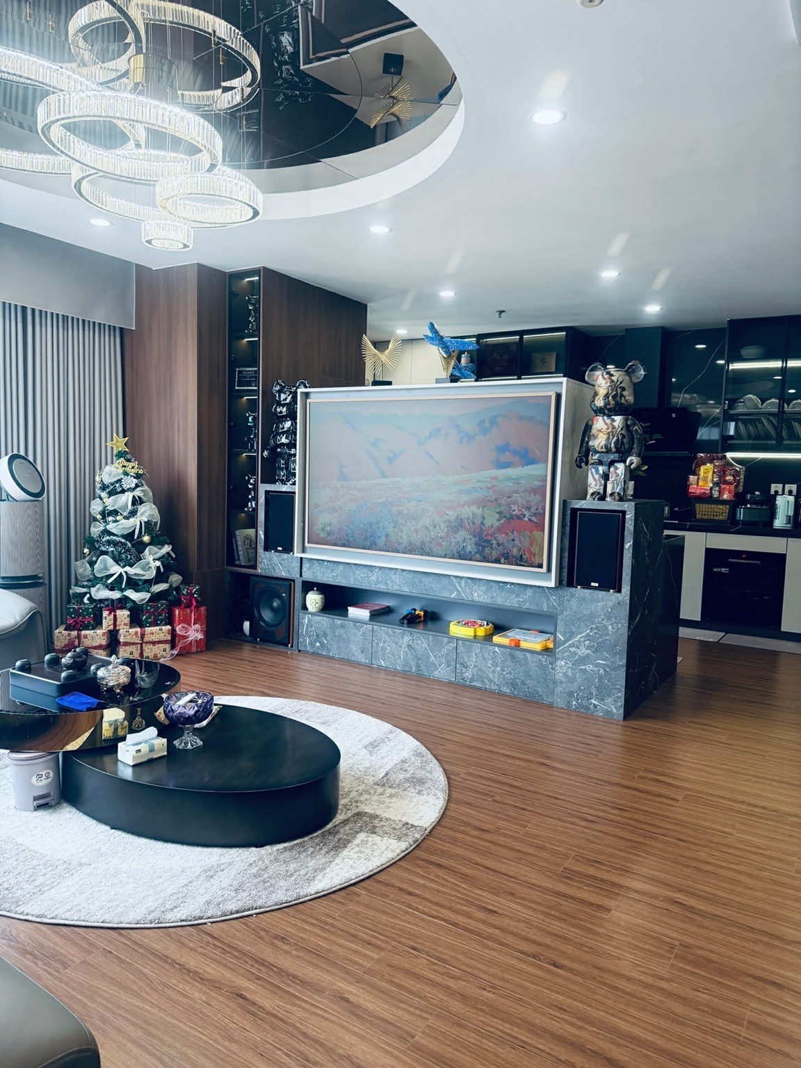 23.3.26.1 Bán căn 3 ngủ Golden Palm Lê Văn Lương dt 125m2 góc, kính cong, nội thất cực kỳ ấn