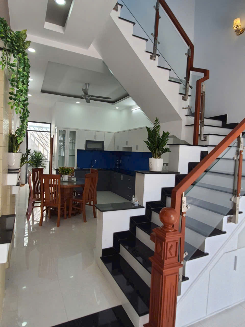 Cho thuê nhà nguyên căng đường số 10 linh xuân thủ đức LH 0909428959. 8