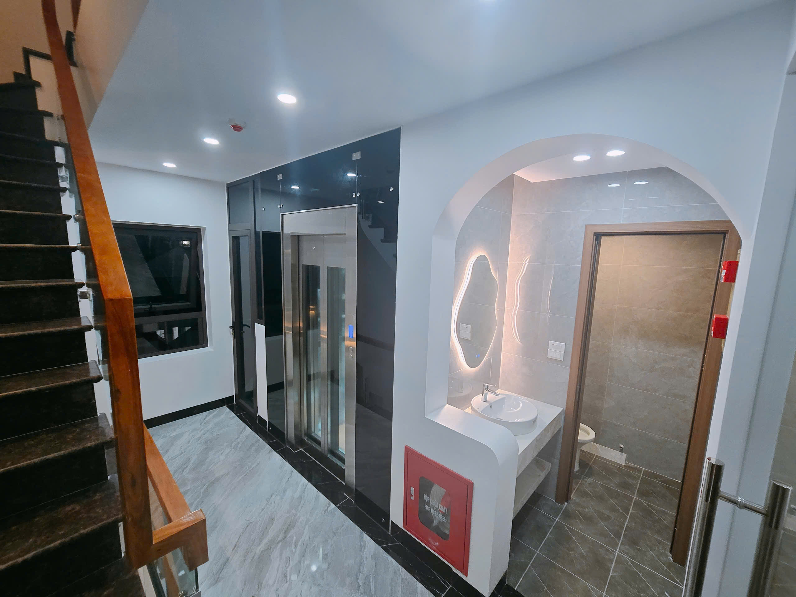 Cần bán Nhà mặt tiền Long Biên, Hà Nội, Diện tích 85m², Giá 28.9 Tỷ 11