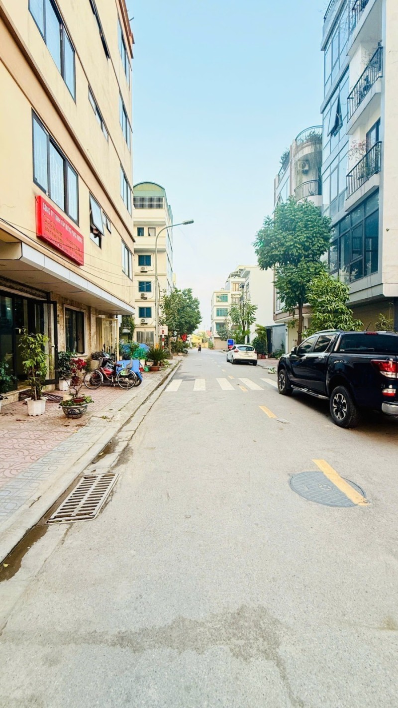 BÁN ĐẤT NGỌC THỤY – Ô TÔ TRÁNH – GẦN CÔNG VIÊN 21HA & 7HA – XÂY 7 TẦNG ĐẸP