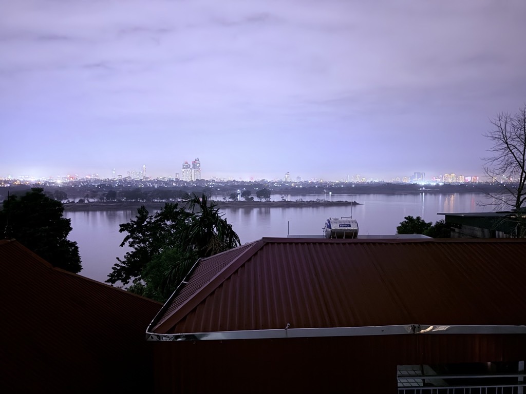 bán nhà ngõ 97 Ngọc Thuỵ 50m x 5T, MT 5m, 5PN, gần phố chỉ 8 tỷ còn tl 5