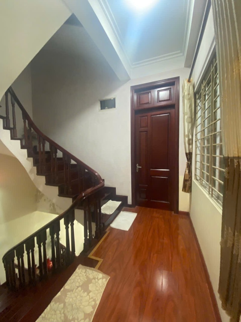 NGỌC LÂM – NHÀ NGÕ THÔNG – DIỆN TÍCH LỚN 90m² – 23.5 TỶ - VỊ TRÍ TRUNG TÂM – Ở LÂU DÀI – KHAI THÁC 2