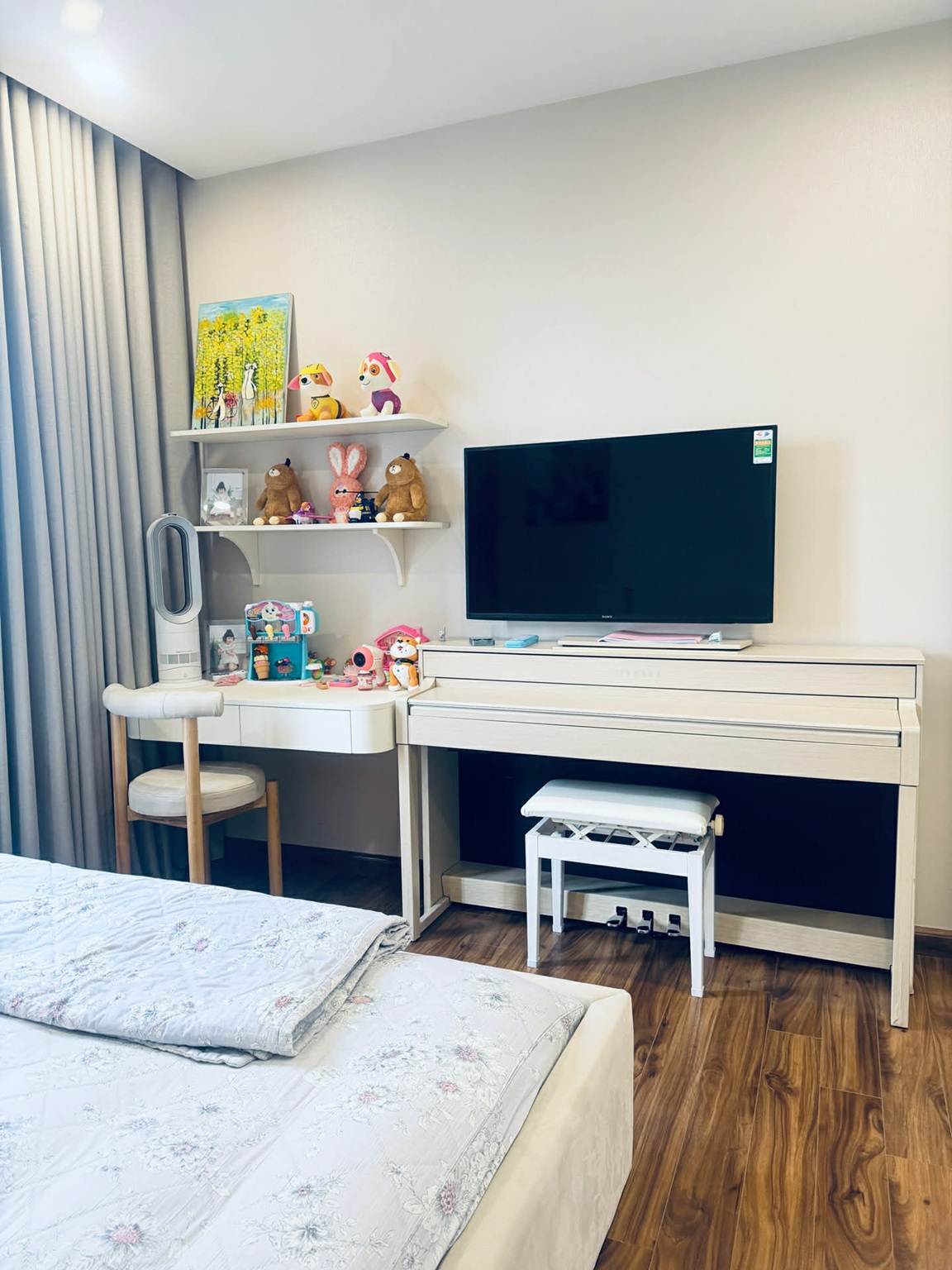 23.3.26.1 Bán căn 3 ngủ Golden Palm Lê Văn Lương dt 125m2 góc, kính cong, nội thất cực kỳ ấn 4