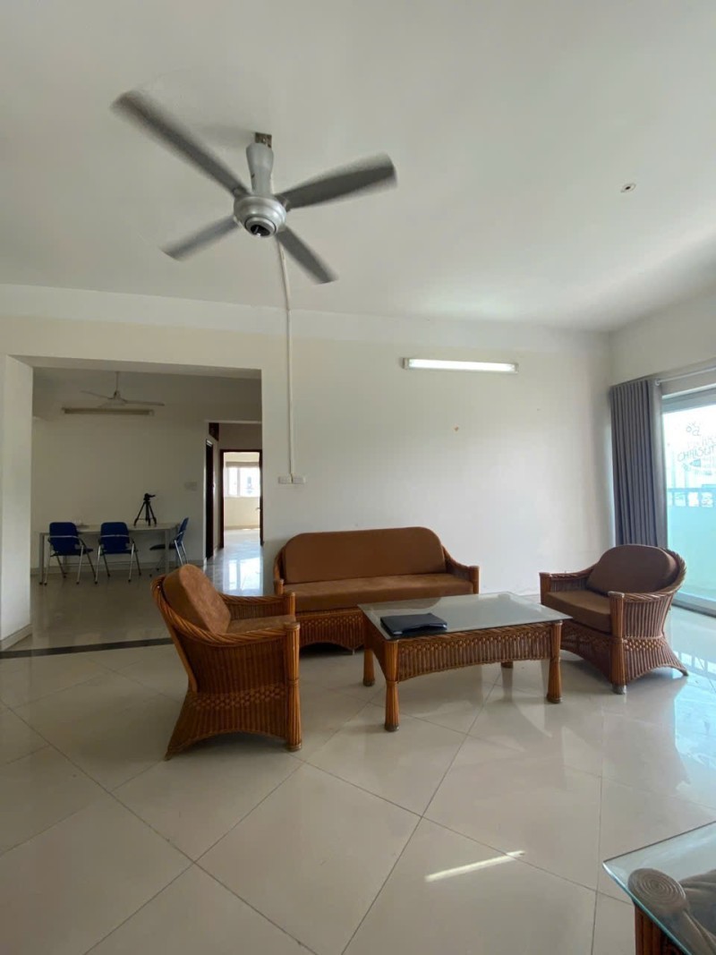 HANCOM LẠC LONG QUÂN – 162m² – 4PN RỘNG HIẾM TẠI TÂY HỒ 2