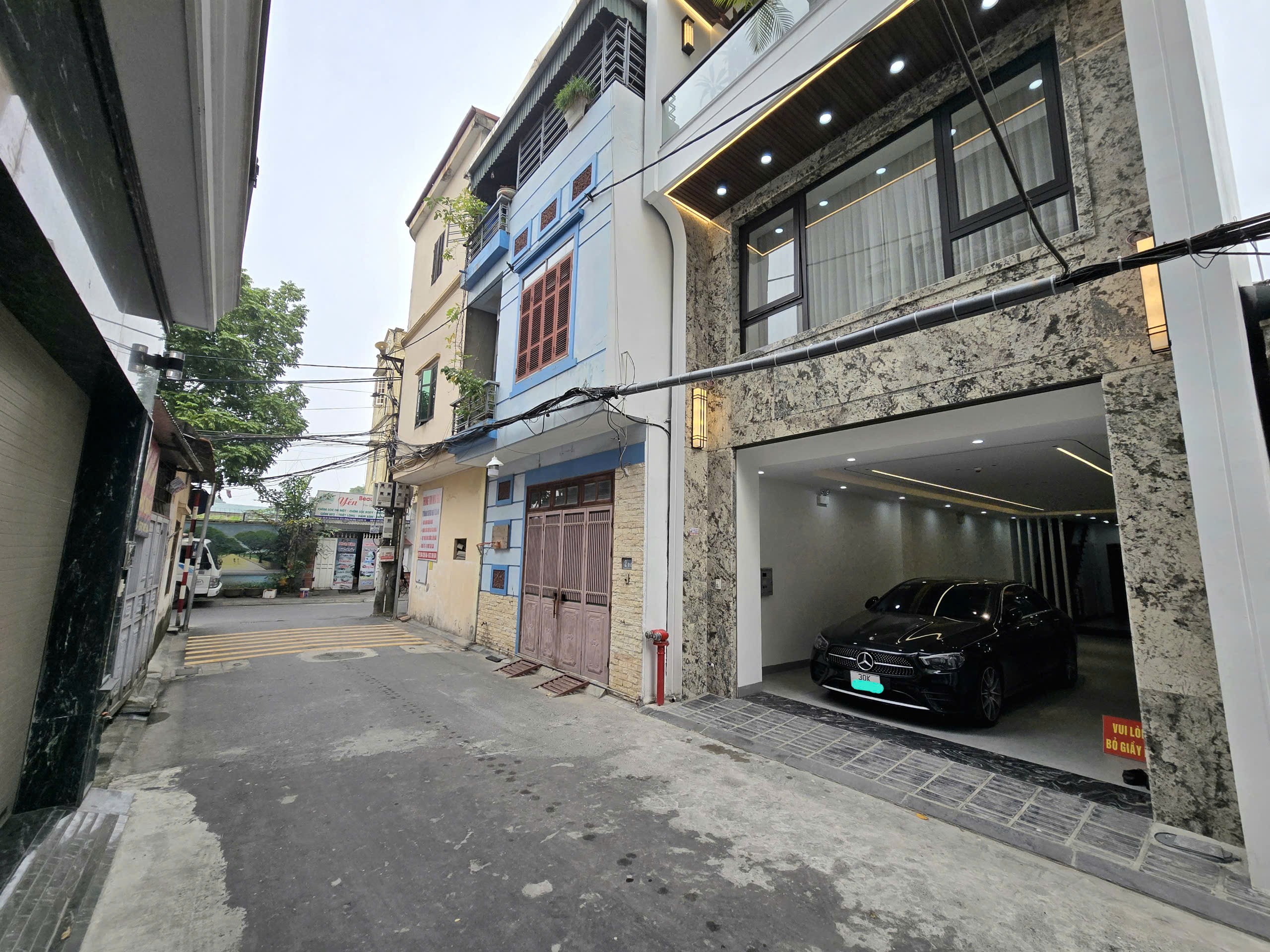 Cần bán Nhà mặt tiền Long Biên, Hà Nội, Diện tích 85m², Giá 28.9 Tỷ 2