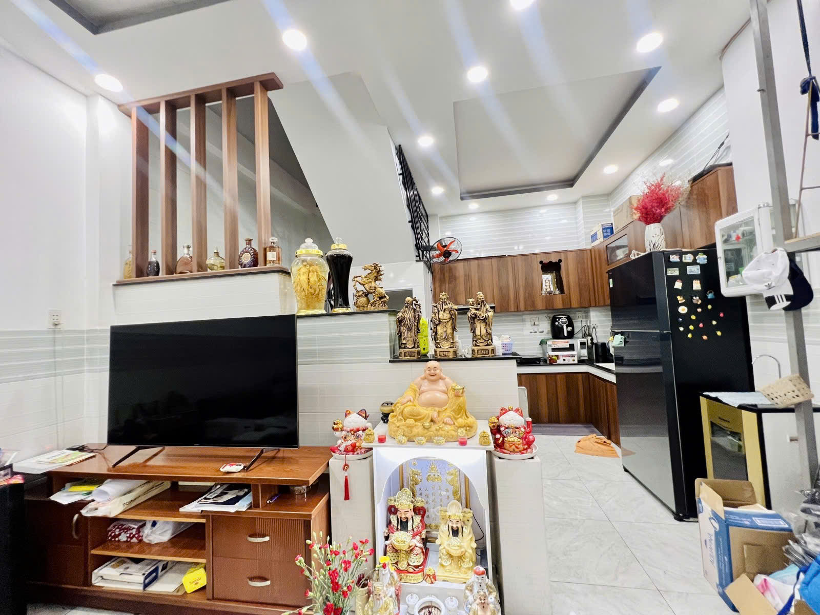 MẶT TIỀN NGUYỄN MINH CHÂU XE HƠI ĐỖ CỬA 64M2 (5X13) 4 TẦNG BTCT CHỈ 8 TỶ 2