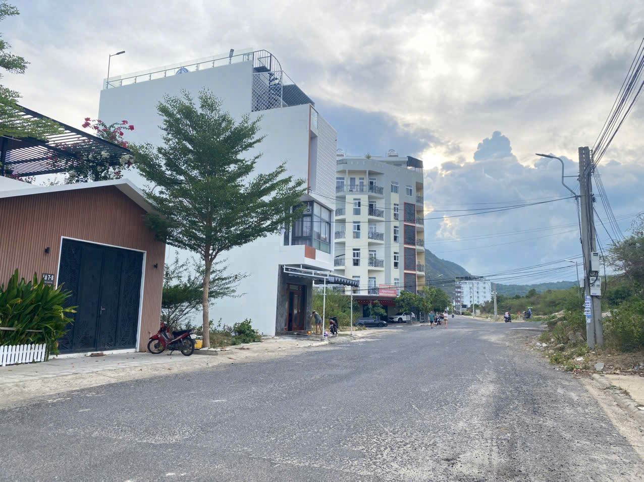 BÁN ĐẤT BIỆT THỰ 2 MẶT TIỀN TRIỆU QUANG PHỤC, VĨNH HÒA, BẮC NHA TRANG, GIÁ 15,5 TỶ 2