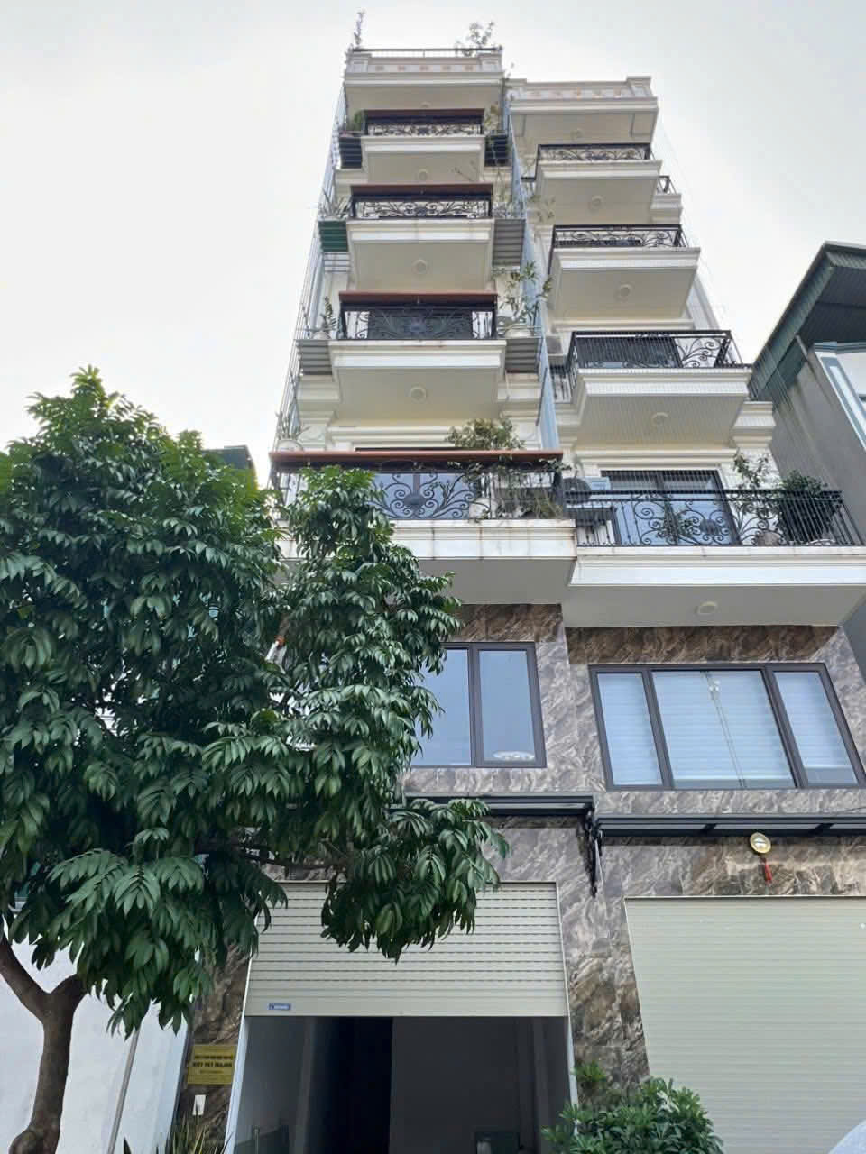 Bán Nhà Sát Khu TĐC Long Biên- Đường Vỉa Hè, Gara ÔTô Dừng Đỗ Ngày Đêm- Cạnh Hồ. 2