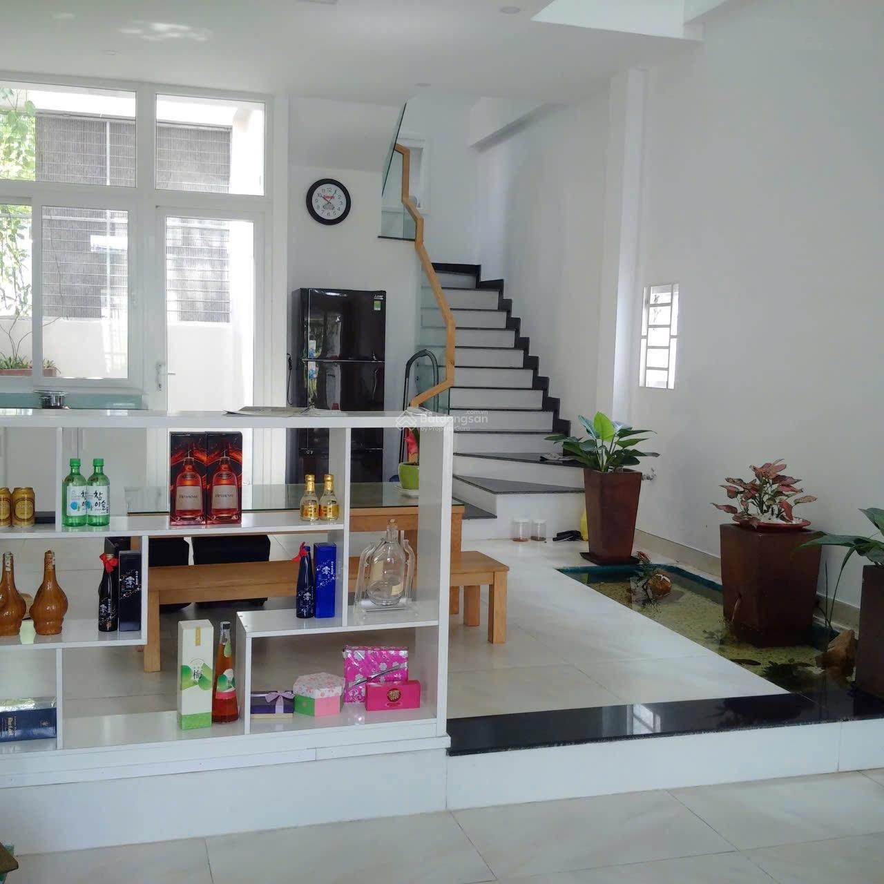 CHO THUÊ NHÀ NGUYÊN CĂN - GẦN CHỢ HIỆP BÌNH -PHẠM VĂN ĐỒNG,SÂN XE HƠI,GIÁ 16TR 3