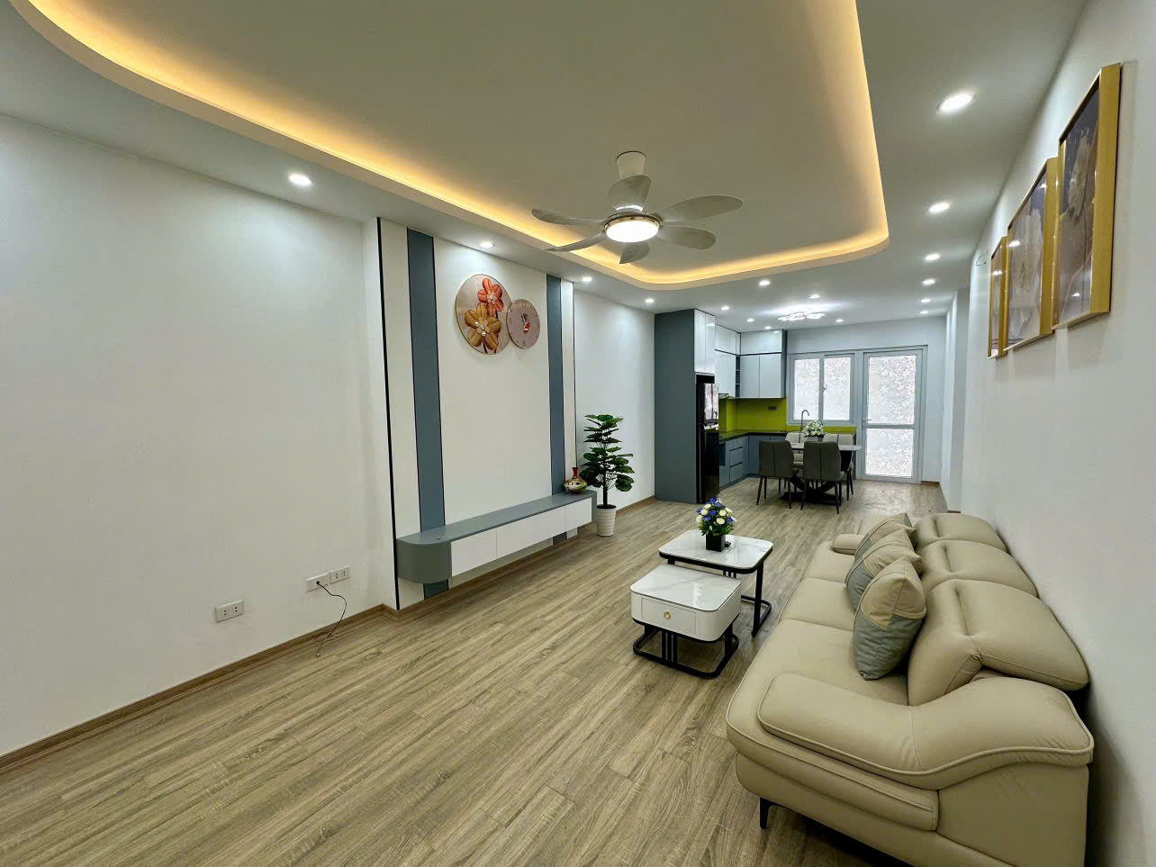 Chung cư Thanh Hà Chính chủ gửi bán căn 2 ngủ rộng rãi, đầy đủ đồ 2