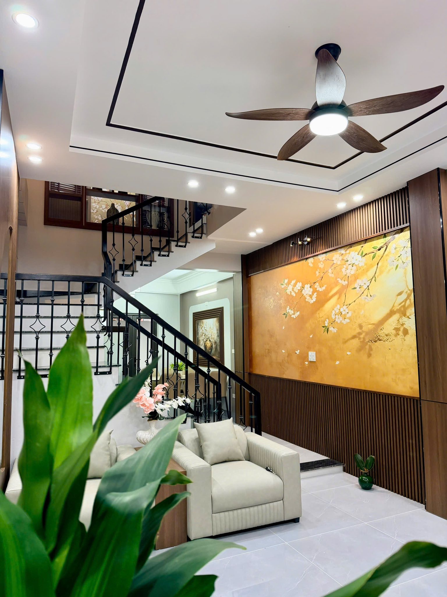 Bán căn nhà 4 tầng ngõ phố Nguyễn Tuân, ph Thanh Bình, TP HD, 45m2, mt 4m, 4 ngủ, 3.29 tỷ 6