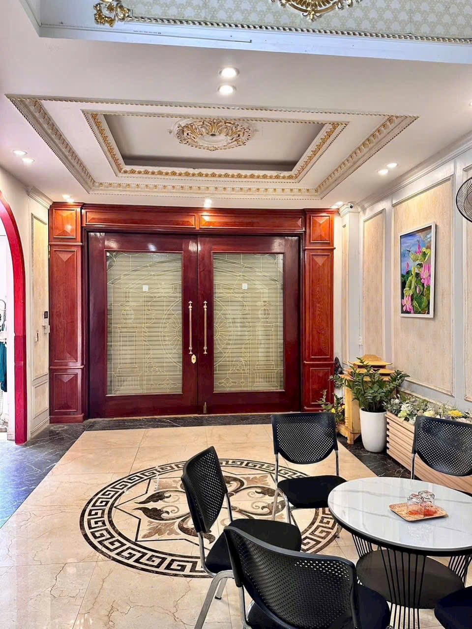 Bán căn nhà cực Vip khu Đông Nam Cường, TP Hải Dương, 136m2, mt 8m, 4 tầng, view hồ 3