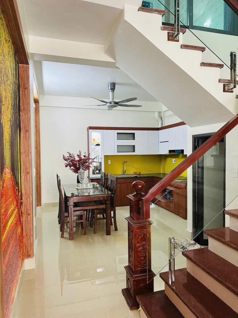 Bán nhà 4 tầng ngõ đường Trần Hưng Đạo, ph Ngọc Châu, TP HD, 60m2, mt 4m, 4 ngủ, sân 3