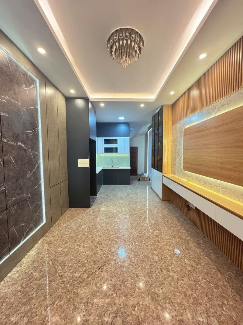 BÁN NHÀ NGỌC THỤY – LONG BIÊN  Ô TÔ ĐỖ CỬA  NHÀ MỚI 5 TẦNG  GIÁ 9.2 TỶ 2