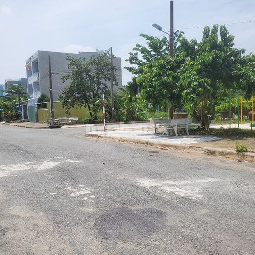 Cần bán Đất đường Bưng Ông Thoàn, Phường Phú Hữu, Diện tích 100m², Giá 46.5 Tỷ 2