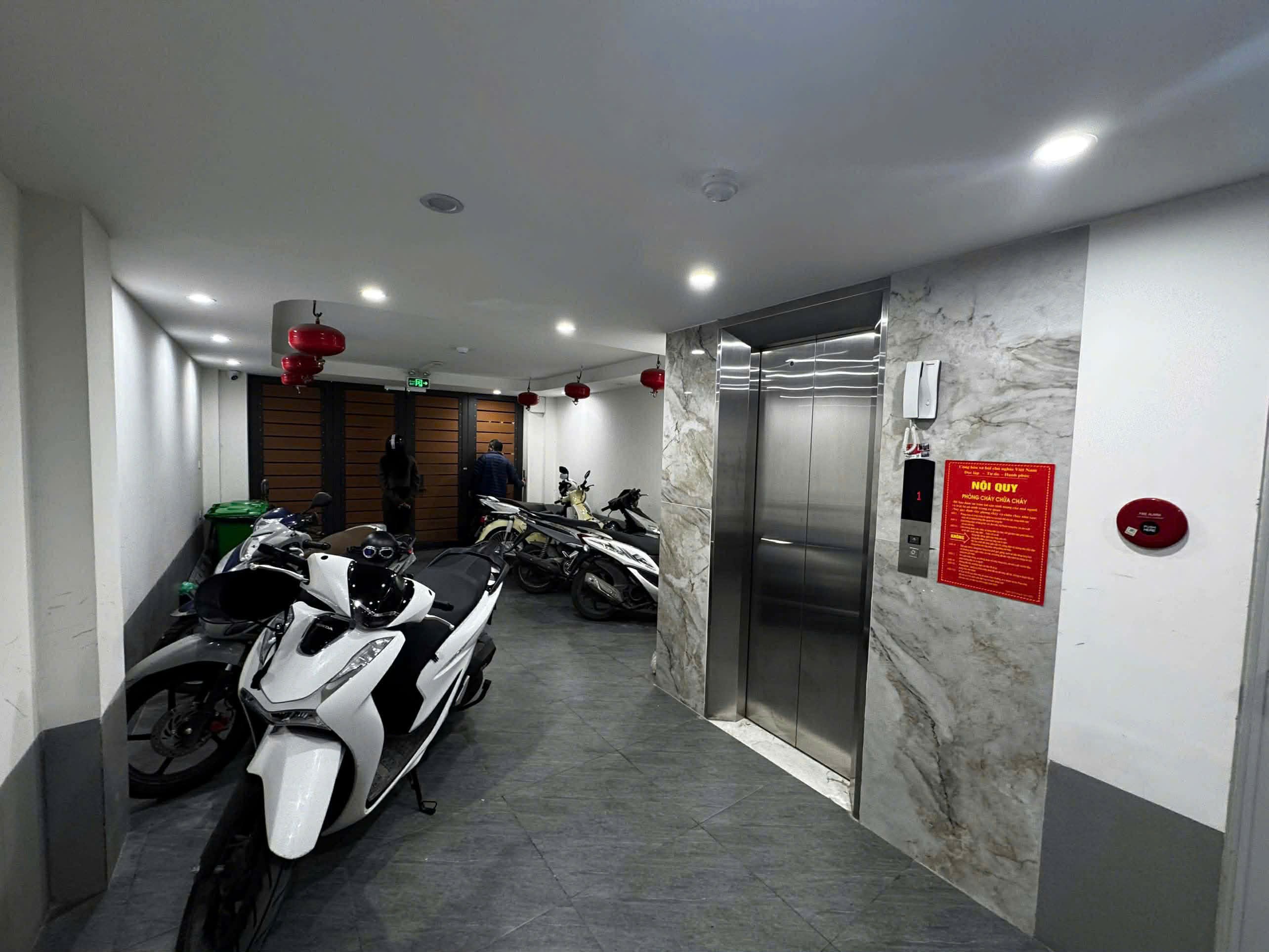 NHÀ DÒNG TIỀN SIÊU HIẾM - PHỐ THỊNH QUANG - 12 CĂN HỘ DV FULL ĐỒ - DOANH THU 90TR/TH - NHÀ MỚI 3