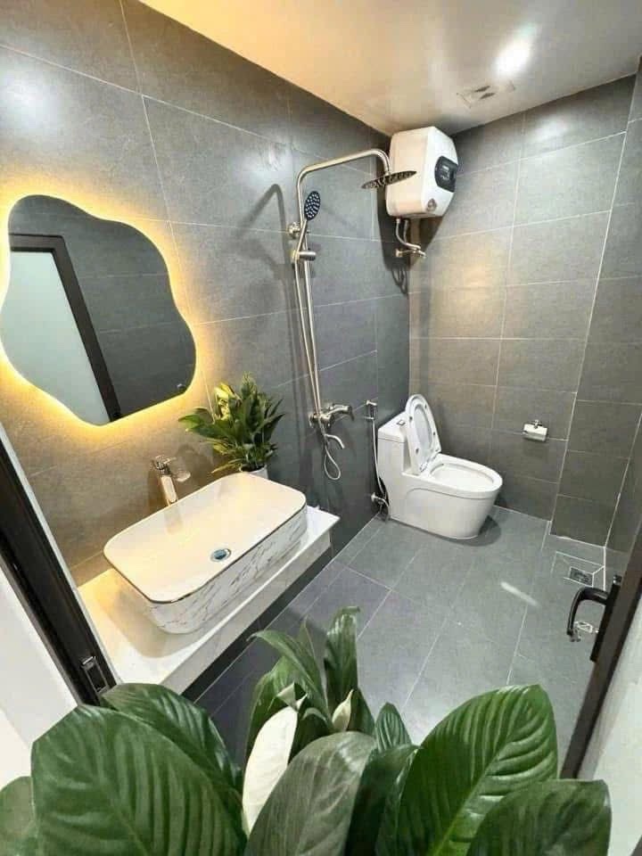 Bán Nhà Ngõ  Khâm Thiên 20m2. 5 tầng. mặt tiền 3m. giá 5.68 Tỷ Đống Đa Hà Nội 4