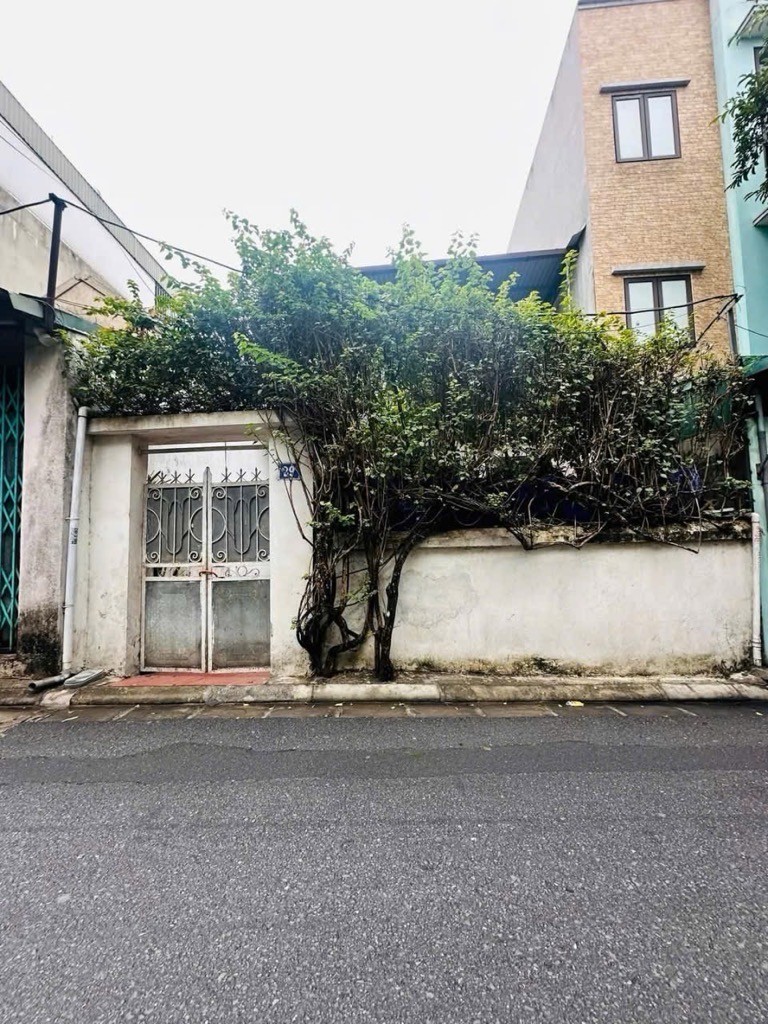 bán đất tặng nhà 2T ngõ 2 Ngọc Thuỵ 52m x 6m giá đầu tư chỉ 7t3 2