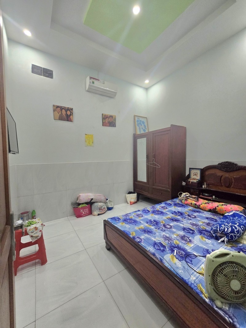 Bán nhà đường Trương Văn Hải, Q9, Thủ Đức, TP HCM. DT 95m2, 2 lầu, 3PN, Giá  8.55  tỷ, SHR 4