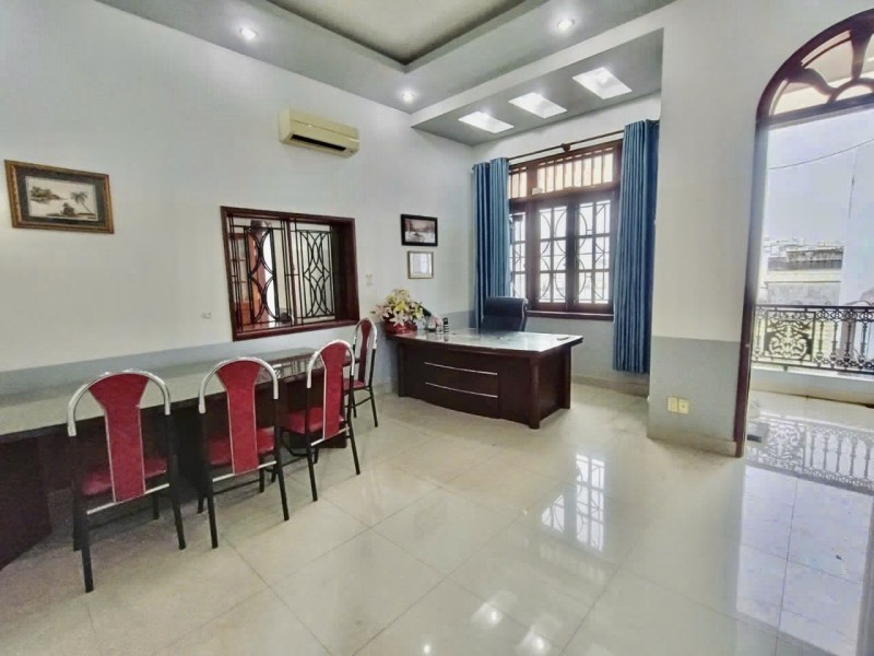 Bán nhà đường số 9, Phường Linh Trung, Thủ Đức, TP HCM. DT 105m2, 4 tầng, 8PN. Giá 9.5 tỷ, SHR 2