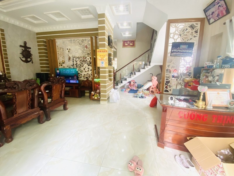 Bán Biệt Thự đường số 14, Bình Trưng Tây, Q2, TP HCM. DT 310m2, 3 tầng, Sổ Hồng. Giá  26.9 Tỷ -