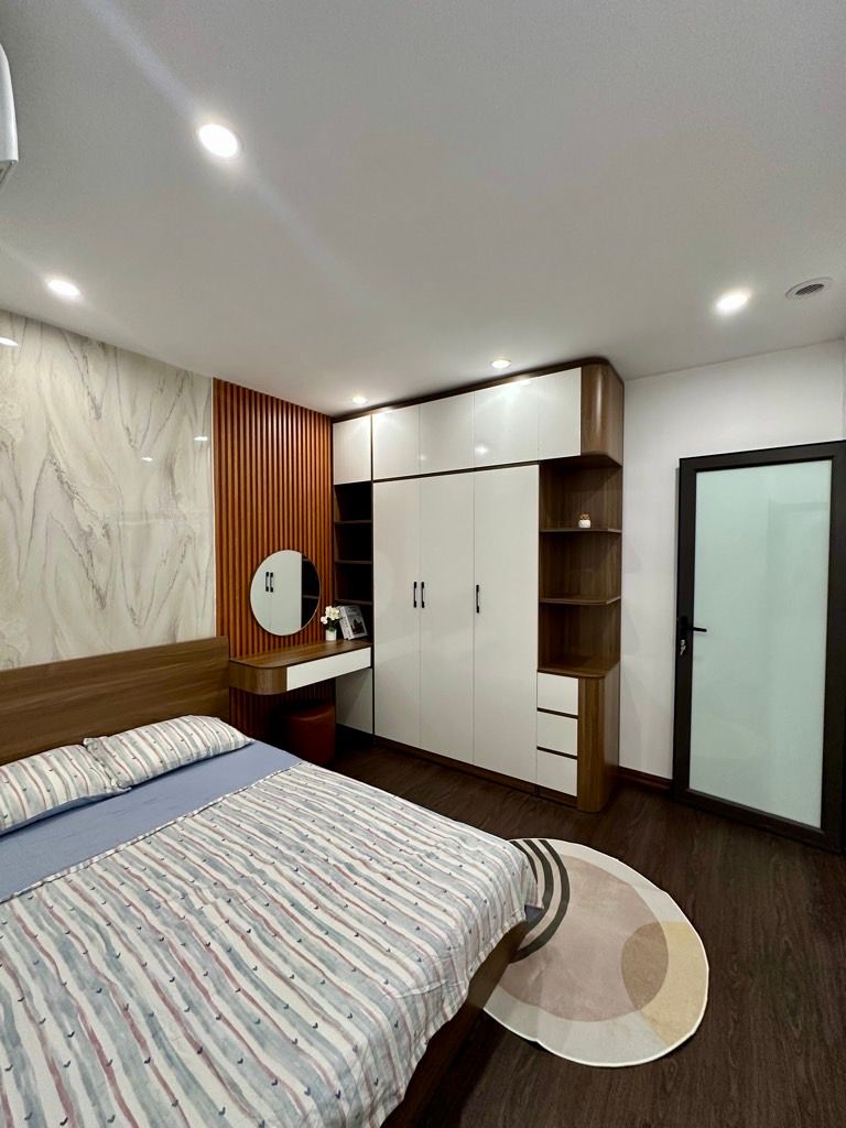 Cần bán Nhà mặt tiền đường Đền Lừ, Phường Hoàng Văn Thụ, Diện tích 100m², Giá 5.65 Tỷ 3