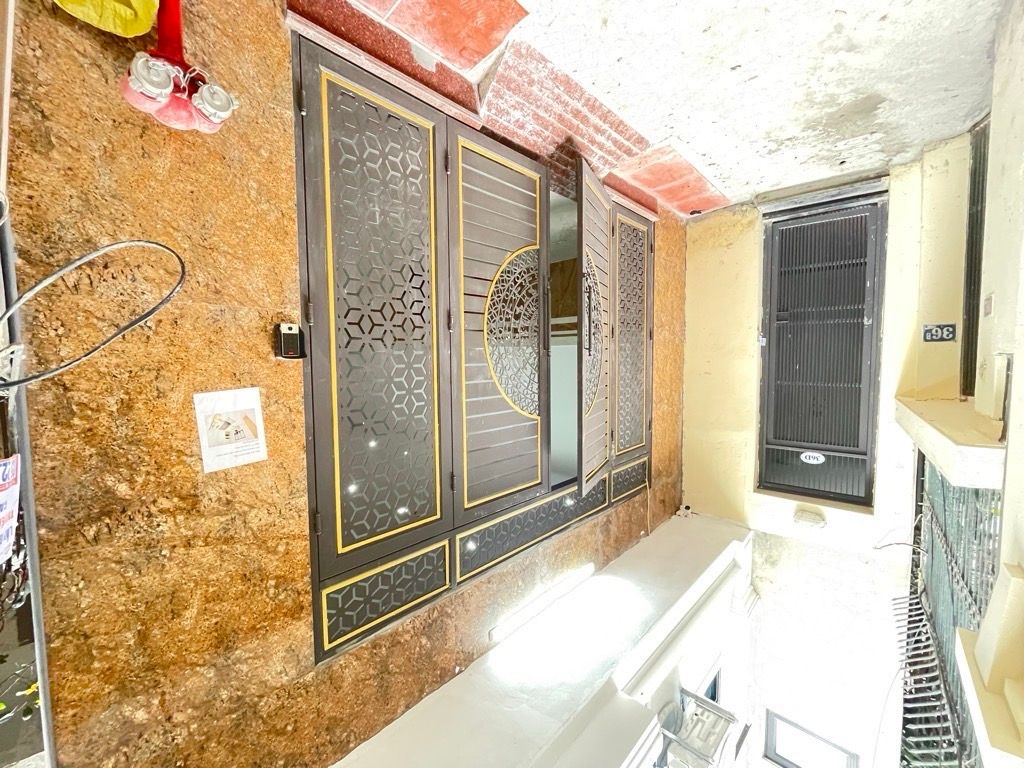 Cần bán Nhà mặt tiền đường Tạ Quang Bửu, Phường Bách Khoa, Diện tích 90m², Giá 24.5 Tỷ