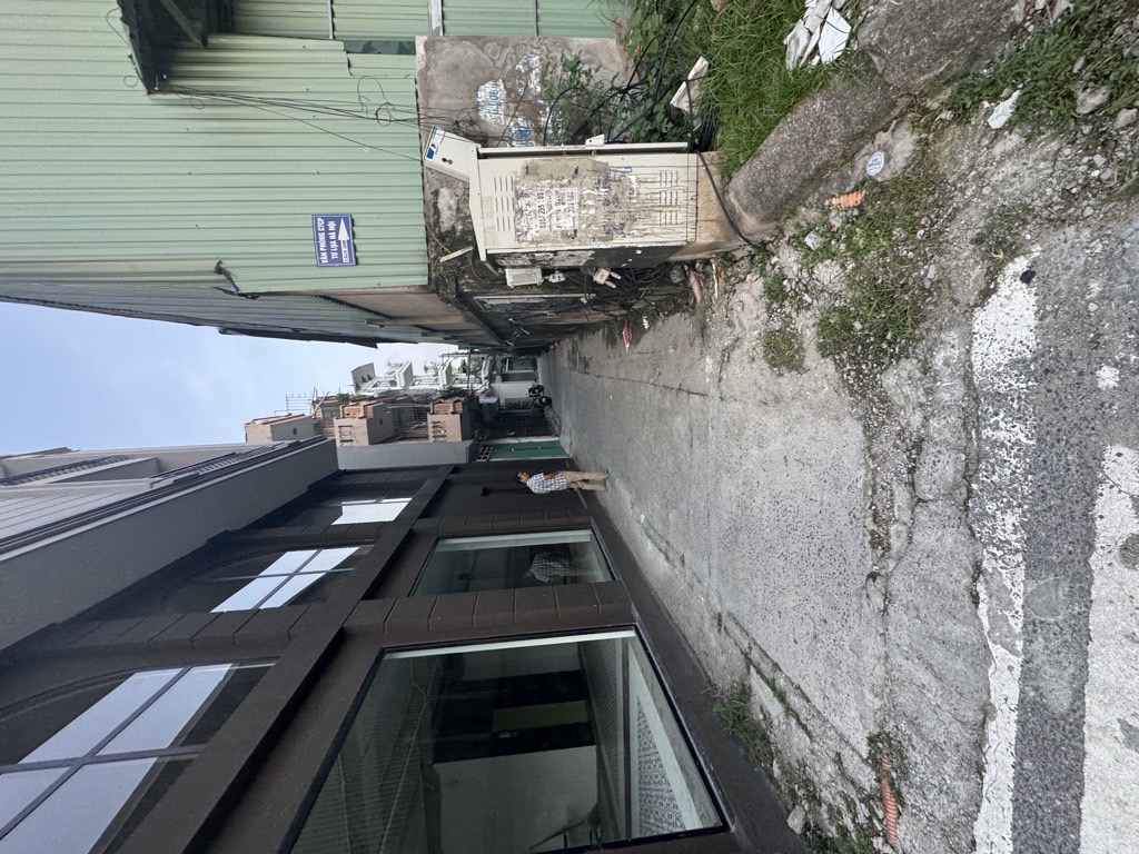 bán đất tặng nhà 2T ngõ 280 Ngọc Thuỵ 78m x 5,5m giá đầu tư chỉ 10t2 3