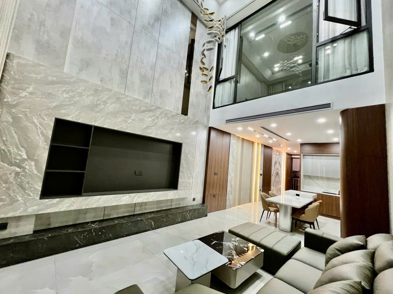 Bán nhà Ngọc Thụy - Bồ Đề - Long Biên. Gần hồ, Công Viên, Trường Học. Lh 0965858116 3