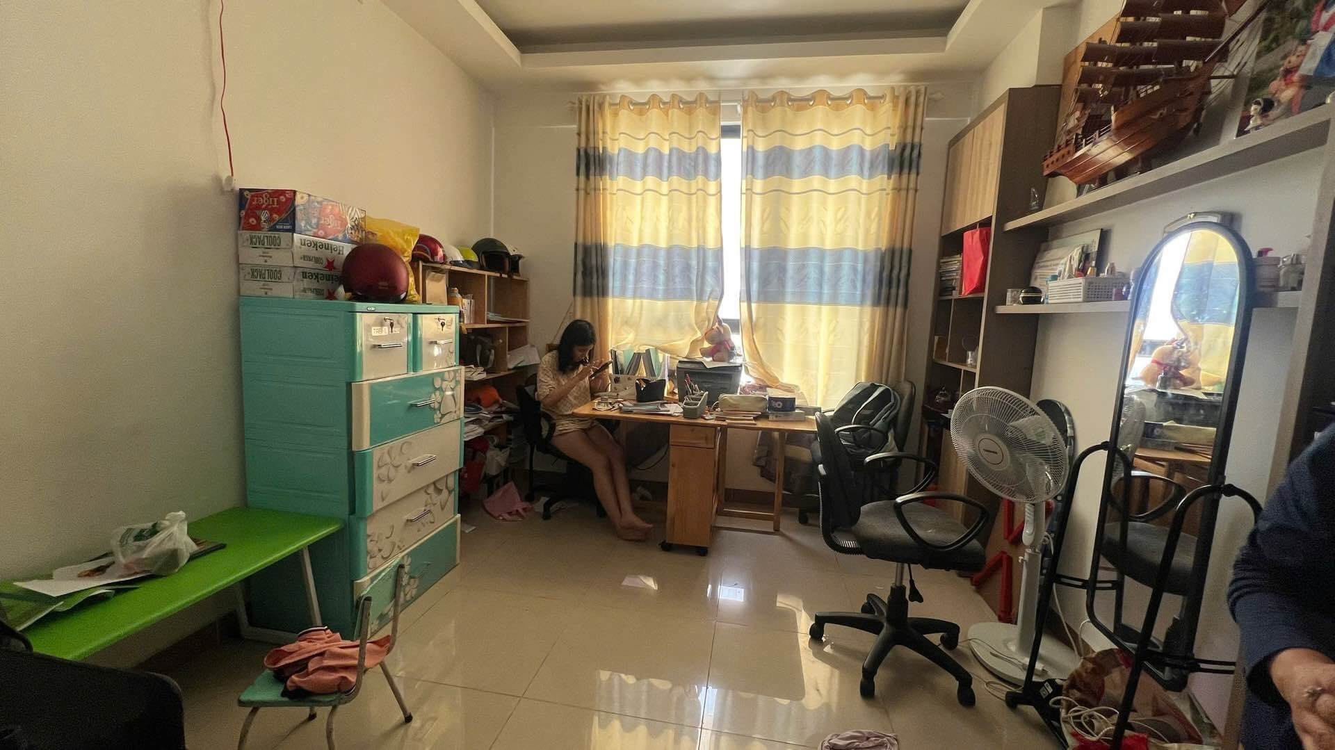 Căn hộ 98m2 Q7 giá 3.6 tỷ: 3PN, view thoáng, vị trí trung tâm, gần trường học, liên hệ ngay