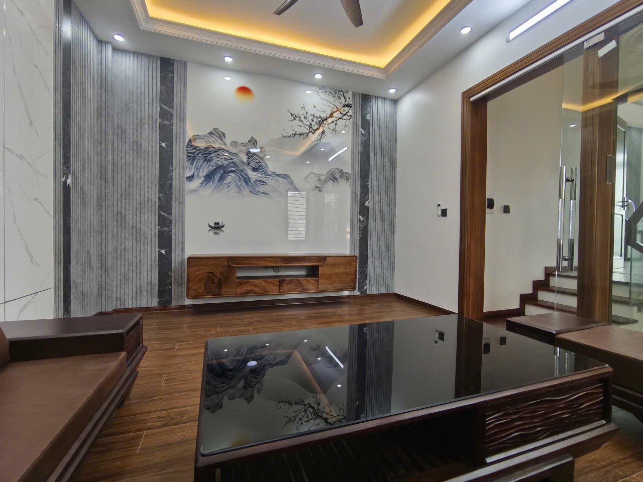 Bán căn nhà 4 tầng mặt phố Trần Quang Diệu, ph Hải Tân, TP HD, 63.2m2, 4 ngủ, 4.5 tỷ 4