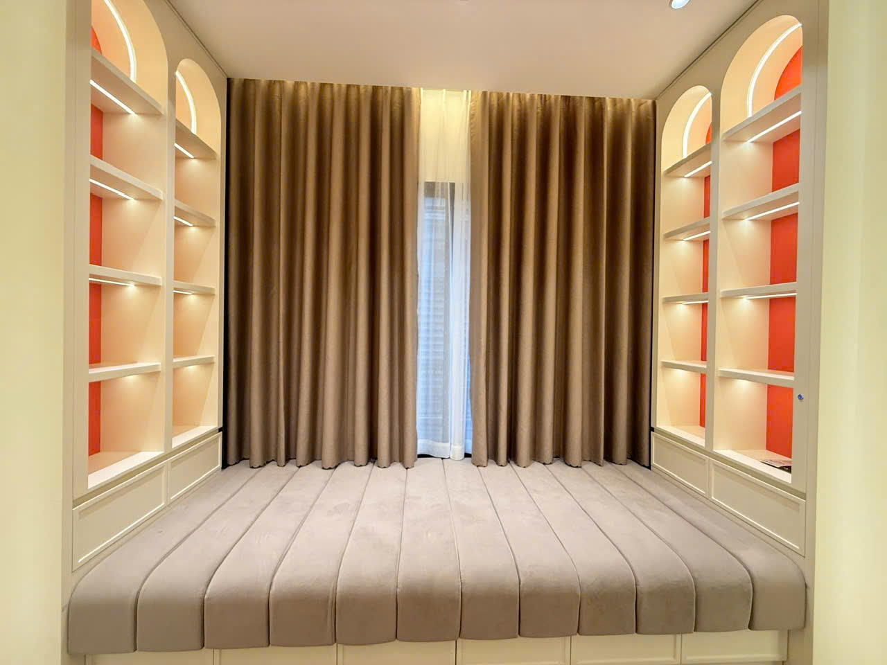 BÁN NHÀ TRUNG TÂM PHƯỜNG BỒ ĐỀ - ĐI BỘ RA HỒ - 43M2 x 6TẦNG - ÔTÔ ĐỖ. Lh 0965858116 3